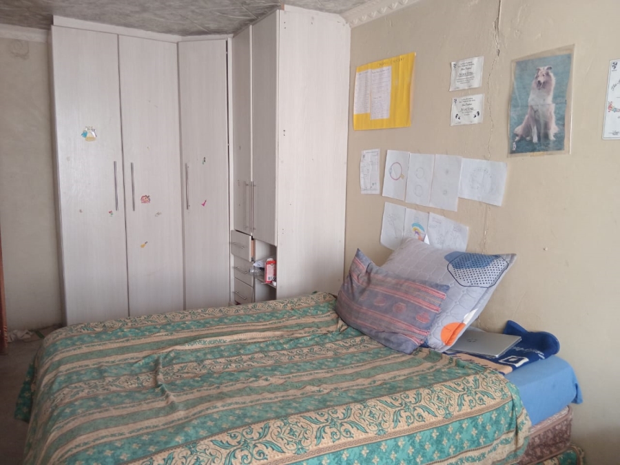 4 Bedroom Property for Sale in Kwa Nobuhle Eastern Cape